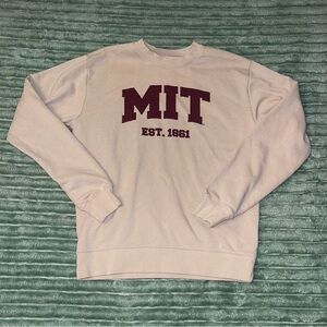 MIT sweatshirt